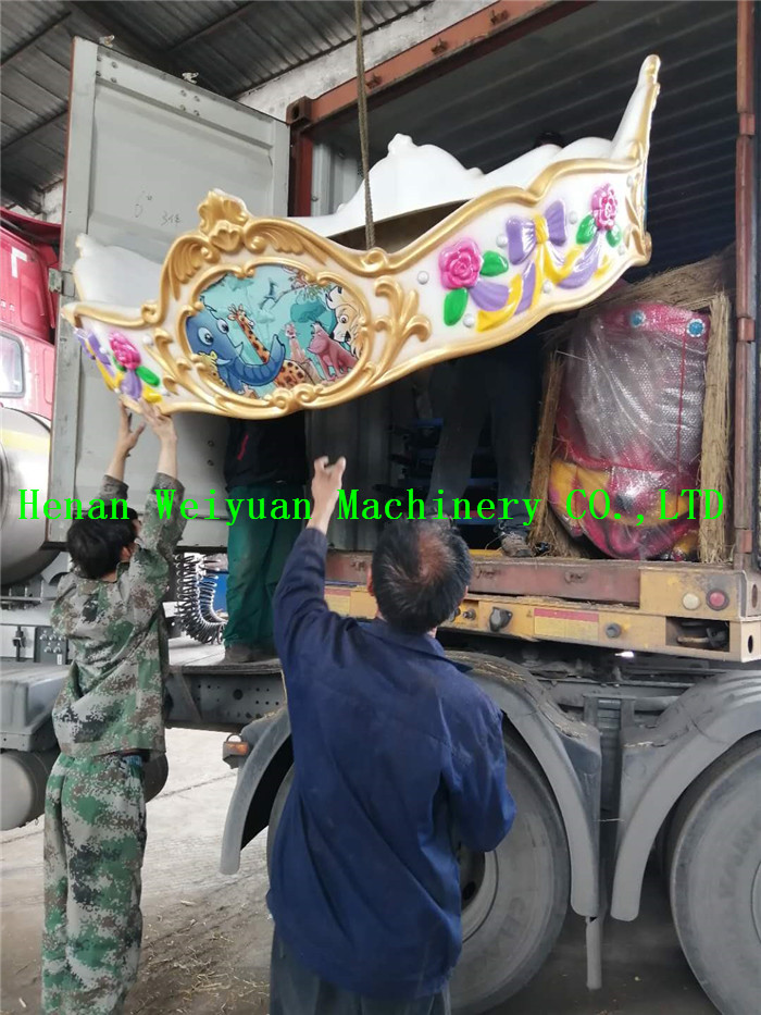 carousel horse loading container1.jpg