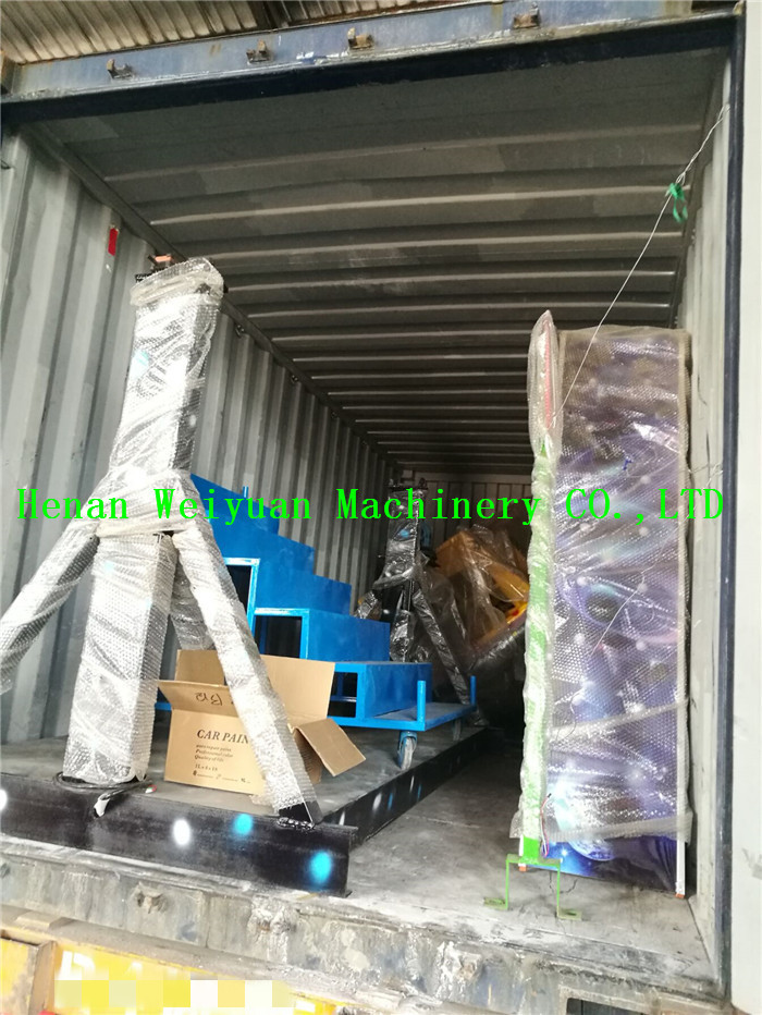 gyroscope rides loading container3.jpg