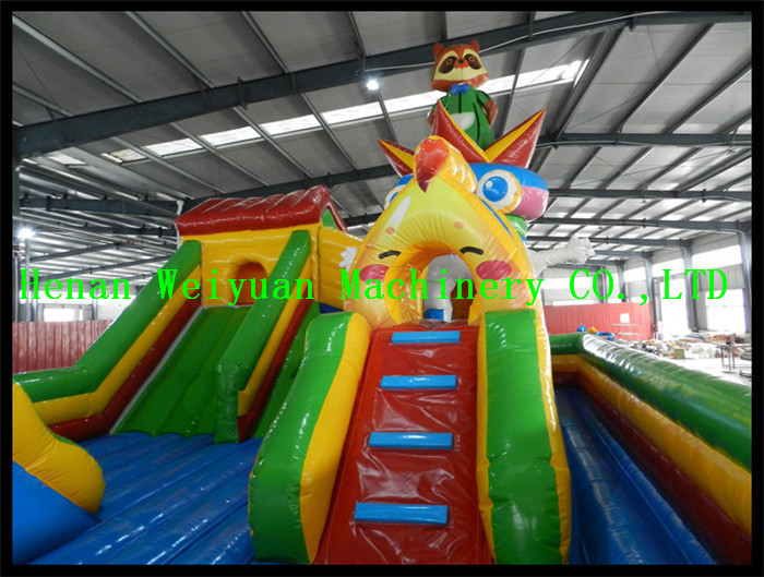 E:\滚筒球 和水池\城堡\inflatable bouncer2.jpg
